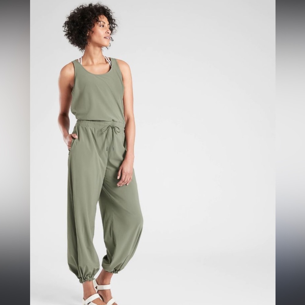 NWOT Athleta Unbound Jumpsuit